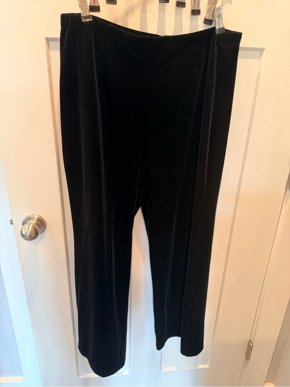 Chico’s Travelers Velvet No Tummy Pants 2P Petite Black NWT large petite
